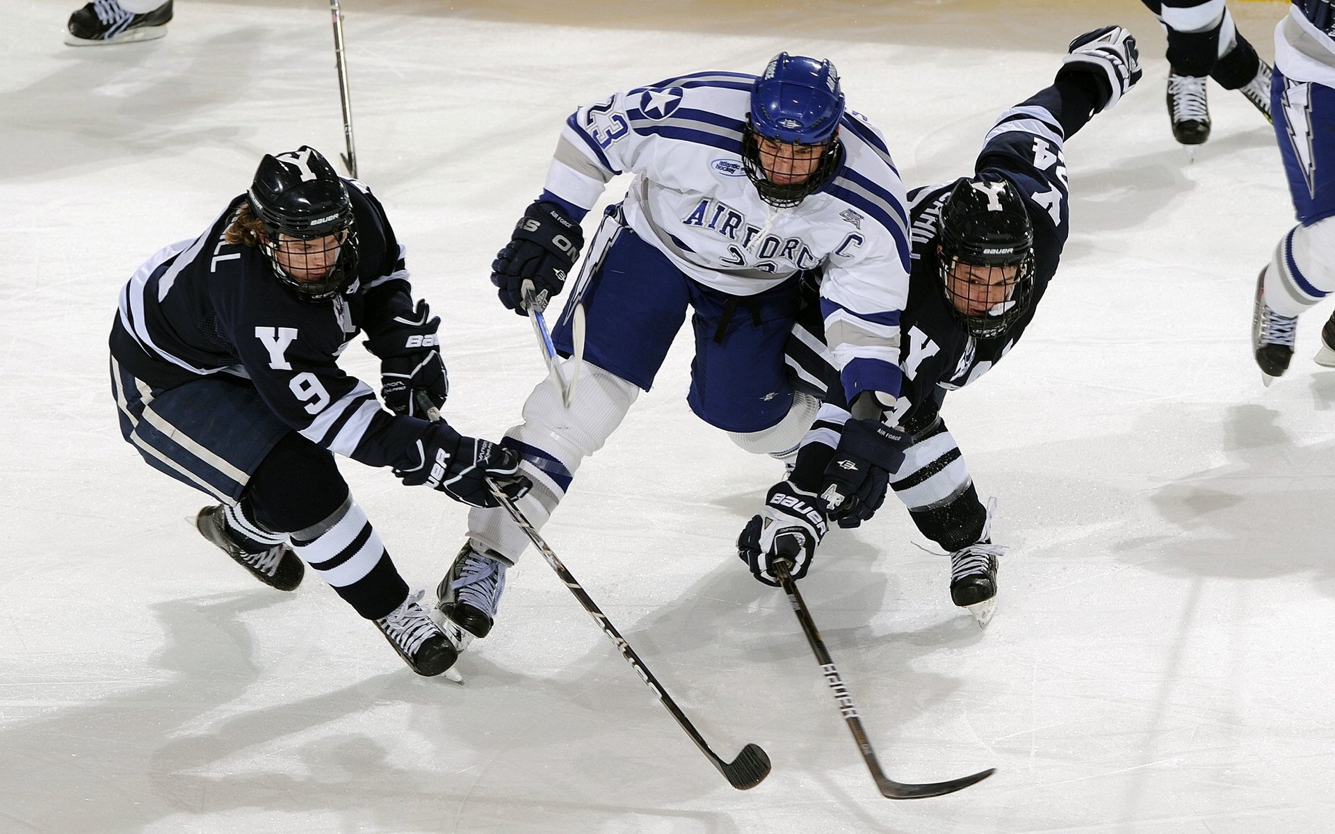 博卡侧重防守反击，难破拜仁高位逼抢，博卡vs竞技实时比分