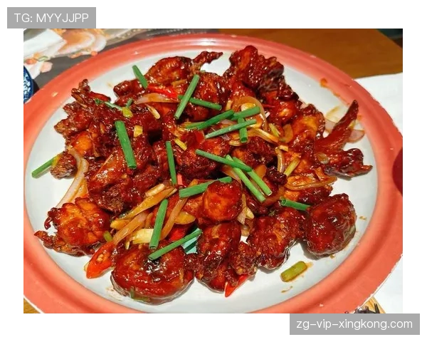 顶级主厨的火候：他是如何通过感知锅温变化实现食材鲜美的极限锁定的